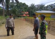Intensitas hujan Tinggi, Kapolsek Kejuruan Muda Cek Desa Yang Terendam Banjir