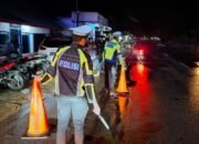 Respon Cepat Polantas Pidie Jaya: Pengamanan Maksimal di Lokasi Jalan Terdampak Ancaman Abrasi