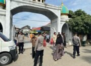 Ribuan Pelayat Padati Kuta Krueng, Polres Pidie Jaya Atur Keamanan dan Lalu Lintas