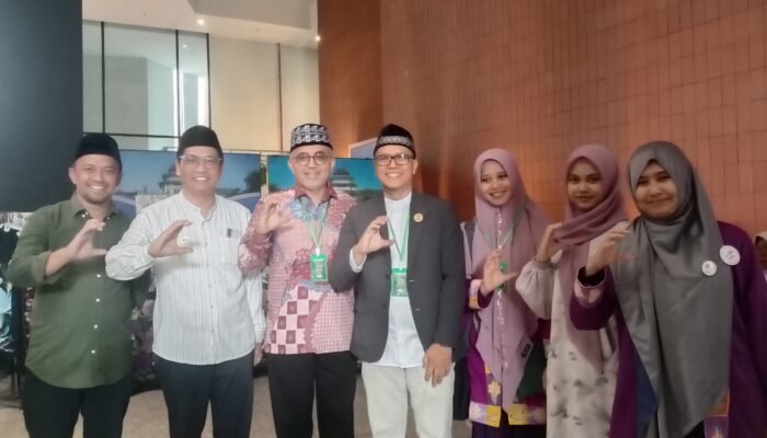 Silaturahmi Kerja Wilayah ICMI “Penguatan Ekonomi Umat dan Pemberdayaan UMKM Melalui Literasi Keuangan Syariah di Jawa Timur, Merangkul Gen-Z Menuju Indonesia Emas 2045”
