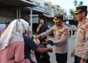 Peduli Sesama di Bulan Suci, Kapolres Pidie Jaya Lanjutkan Pembagian Takjil Gratis untuk Masyarakat