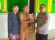 Kapolres Aceh Tamiang Berikan Bantuan Microphone Wireless Untuk Mesjid