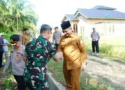 Dandim 0117/Aceh Tamiang Bersama Forkopimda Pendampingan Bulog Lakukan Sergab Di Desa Air Tenang