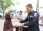 Selama 14 Hari Ramadhan, Polres Pidie Jaya Bagikan 3.500 Takjil kepada Masyarakat