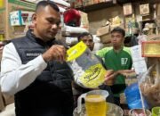 Sat Reskrim Polres Aceh Tamiang Lakukan Pengecekan Volume Minyak Makan Merk Kita