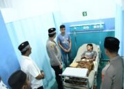 Kapolres Pidie Sambangi Pasien RSU Tgk Chik Ditiro, Berikan Takjil dan Motivasi