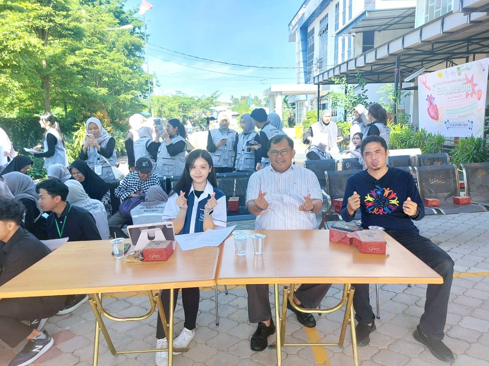 Bapak Dr. Agus S Siagian, SH. MH Humas Universitas Batam dalam kegiatan Asian Medical Students' Association (AMSA)