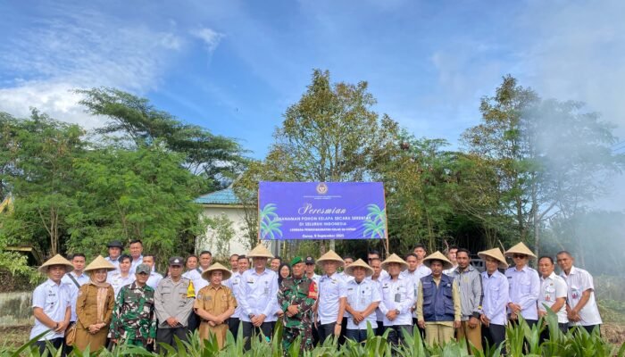 Lapas llA Curup Dukung Program Ketahanan Pangan, dengan Penanaman Pohon Kelapa Serentak