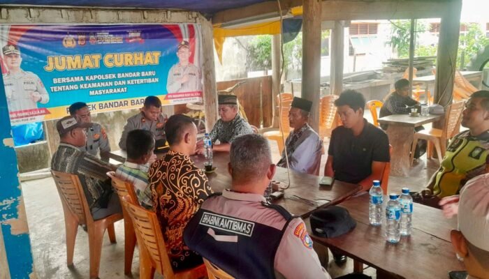 Polres Pidie Jaya Dorong Pilchiksung Kondusif Lewat Jumat Curhat Kapolsek Bandar Baru