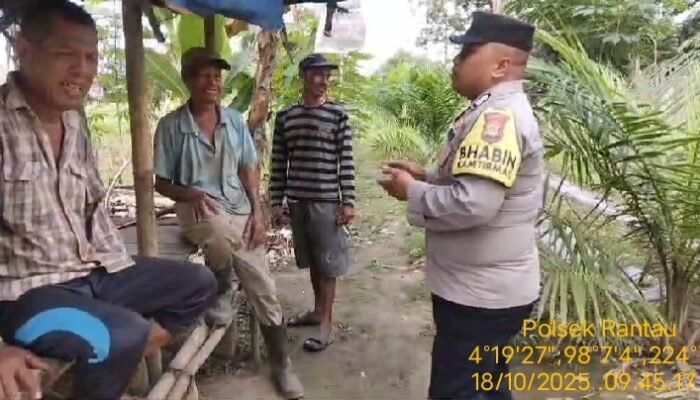 Menjalin Kemitraan dan Silaturahmi Bersama Masyarakat personel Polsek Rantau Sambang Warga