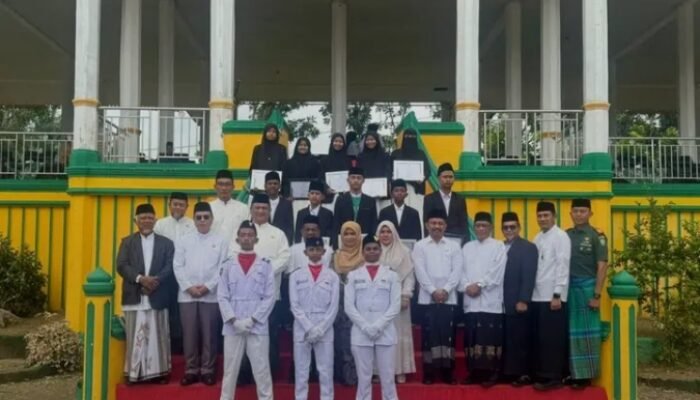 Peringatan Hari Santri Nasional 2025 di Aceh Tamiang, Bupati Armia Tegaskan Dayah Perisai Budaya Asing dan Benteng Nasionalis