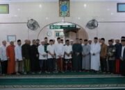 Wakil Bupati Aceh Tamiang Hadiri Salat Subuh Berjamaah dengan Staf Ahli Menteri Agama