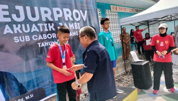 Adri Buka Kejurprov Akuatik Jambi Sub Cabor Renang 2025 Berharap Jambi Kembali Berjaya Di kolam Seperti Zaman Nasution Bersaudara