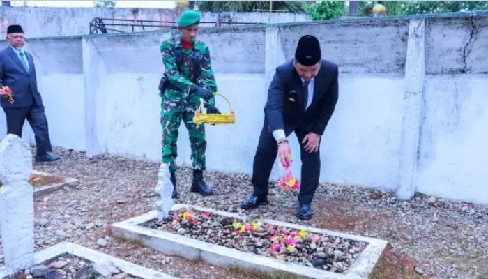 Peringati Hari Pahlawan 2025, Pemkab Aceh Tamiang Gelar Upacara Ziarah Nasional di TMP Kualasimpang