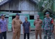 Bupati Armia Tinjau Langsung Rumah Zainal Arifin di Teluk Halban, Komitmen Anggarkan Pembangunan 2026
