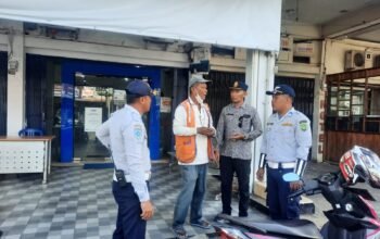 Dinas Perhubungan Kota Bengkulu melakukan penertiban dan pengawasan di sejumlah ruas jalan dalam kota