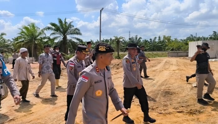 Kapolda Aceh Tinjau Progres Pembangunan Huntap untuk Korban Banjir di Simpang Kanan.