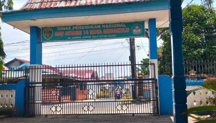Pelajar SMP Negeri 14 Kota Bengkulu Jadi Peserta Kegiatan Sosialisasi Penanggulangan Radikalisme