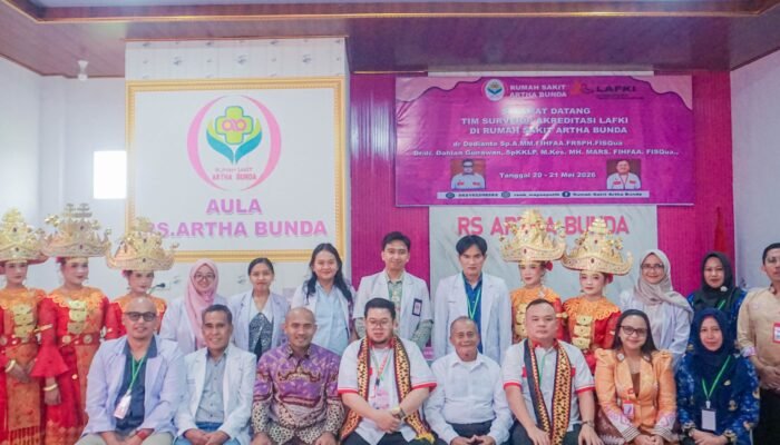 Manajemen, dokter, dan Survior