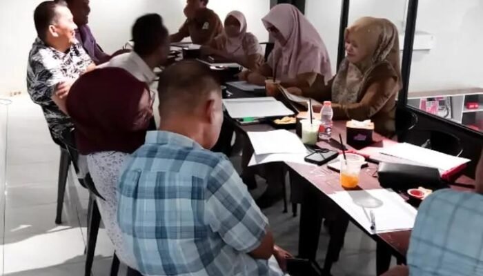 Pansus Keuangan DPRK Aceh Tamiang Bahas LKPJ 2025 Bersama Dinas PMPTSP