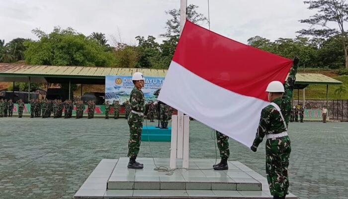 Tumbuhkan Nasionalisme, Kasdim Aceh Tamiang Pimpin Upacara Bendera Hari Senin