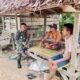 Babinsa Alue Ie Puteh Ngobrol Santai, Perkuat Kebersamaan TNI-Rakyat