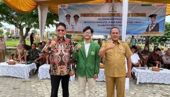 Plt Sekda Lepas 190 Mahasiswa KKN UNUSU, Dukung Pemulihan dan Pembangunan Aceh Tamiang