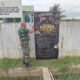 Babinsa Koramil 09/Banda Mulia Pasang Banner Pendaftaran TNI AD, Ajak Generasi Muda Wujudkan Pengabdian kepada Bangsa
