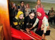 Kapolri Bersama Ketua Umum Bhayangkari Tinjau Bazar Kreasi Bhayangkari Nusantara 2026