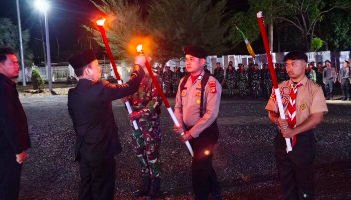 Semarak HUT ke-81 RI, Fadlon Pimpin Taptu dan Pawai Obor,Aceh Tamiang Nyalakan Api Nasionalisme di Malam Kemerdekaan