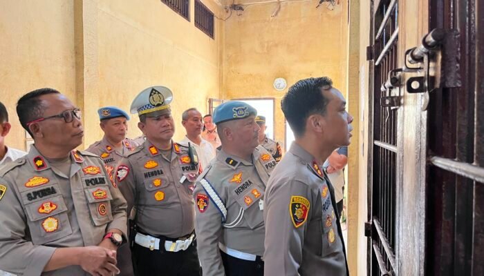 Kapolres Aceh Tamiang Cek Ruang Tahanan, Pastikan Keamanan dan Kesiapsiagaan Personel Sat Tahti