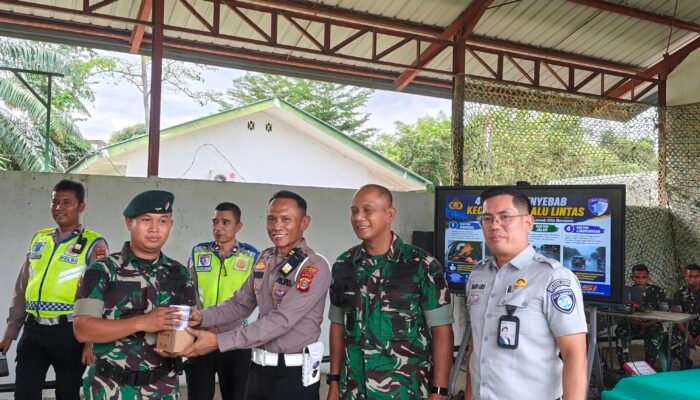 Satlantas Polres Aceh Tamiang Bersama Denpom dan Jasa Raharja Edukasi Prajurit TNI tentang Keselamatan Berlalu Lintas
