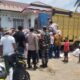Polsek Tenggulun Monitoring dan Amankan Penyaluran Bantuan Beras CPP untuk Masyarakat