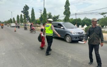 Pastikan Zona Aman Sekolah Lancar Dan Tertib, Sat Lantas Polres Aceh Tamiang Lakukan Pengaturan Arus Lalulintas