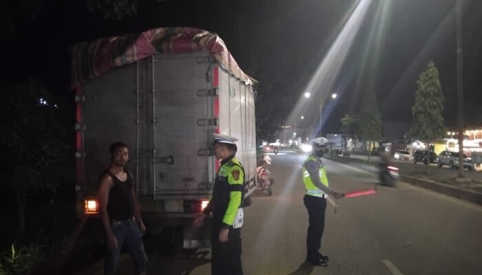 Patroli Blue Light Rutin, Satlantas Polres Aceh Tamiang Hadir Jaga Keamanan dan Keselamatan Pengguna Jalan