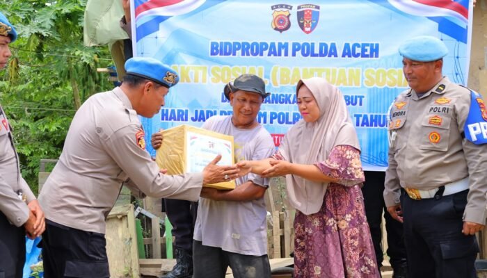 Sambut Hari Jadi Propam Ke-24, Propam Polres Aceh Tamiang Salurkan Bantuan Sosial kepada Warga Kurang Mampu