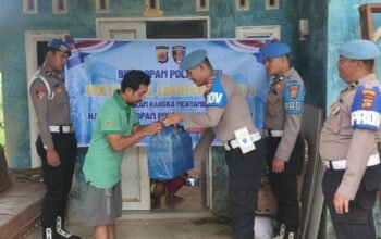 Wujud Kepedulian Polri, Propam Polres Aceh Tamiang Salurkan Bantuan Sosial kepada Warga Yang Membutuhkan Menyambut Hari Jadi Propam Ke-24,