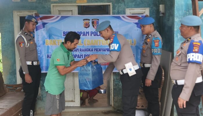 Wujud Kepedulian Polri, Propam Polres Aceh Tamiang Salurkan Bantuan Sosial kepada Warga Yang Membutuhkan Menyambut Hari Jadi Propam Ke-24,