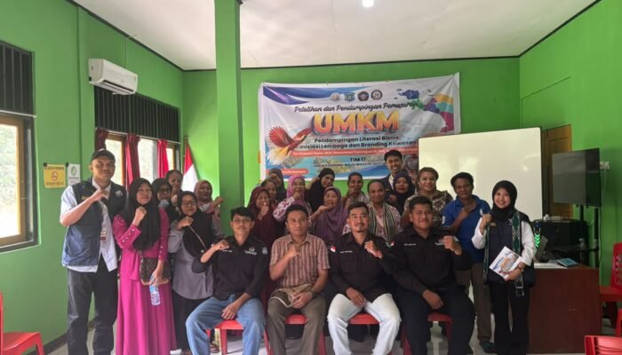 Lebih dari 30 Pelaku UMKM Klamono Dilatih Mengenal Pembeli dan Menyiapkan Merek