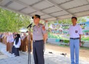 Kapolres Aceh Tamiang Jadi Pembina Upacara di SMKN 2 Karang Baru, Tanamkan Disiplin dan Kesadaran Hukum Menuju Indonesia Emas 2045